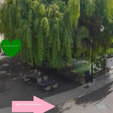 Logis Restaurant La Vieille Auberge, Art And Gallery 3* Souillac