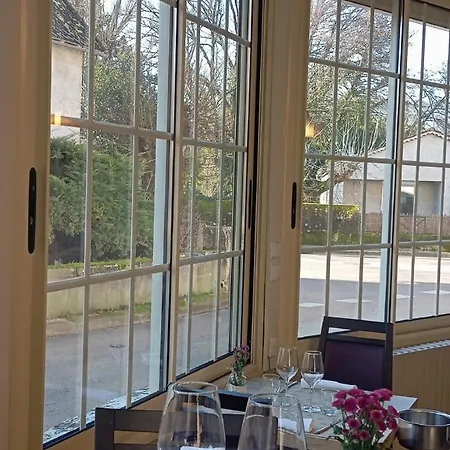 Hotel Logis Restaurant Bistronomique La Vieille Auberge, Souillac