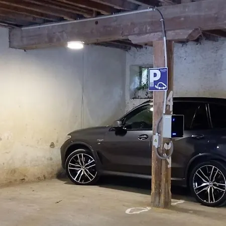 Logis Restaurant La Vieille Auberge, Art And Gallery 3* Souillac