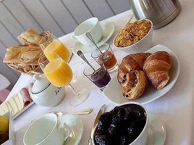 Hotel Logis Restaurant Bistronomique La Vieille Auberge, 3*