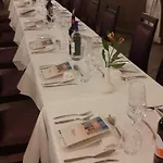 Logis Hotel Restaurant Bistronomique La Vieille Auberge, 3* Souillac