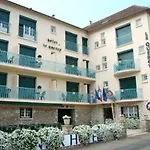 Logis Hôtel Restaurant La Vieille Auberge, Art&Gallery Hotel 3*