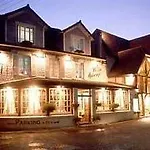 Logis Hotel Restaurant Bistronomique La Vieille Auberge, Hotel