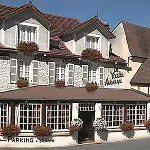 Logis Hôtel Restaurant La Vieille Auberge, Art&Gallery Souillac