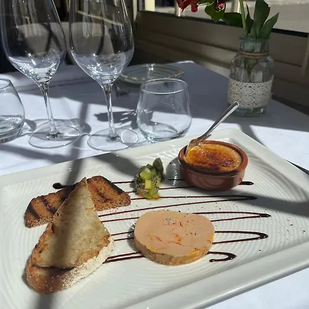 Logis Restaurant Bistronomique La Vieille Auberge, Hotell 3*