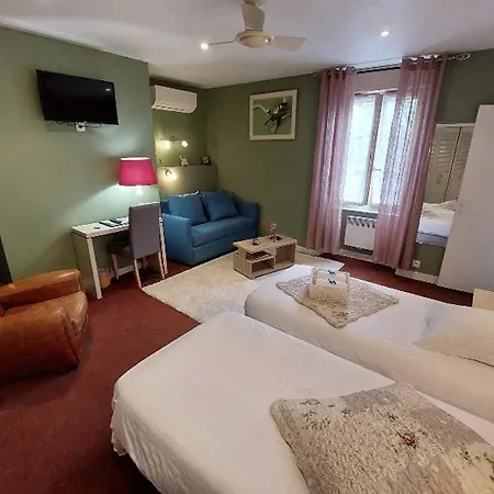 فندق Logis Restaurant La Vieille Auberge, Art And Gallery 3*