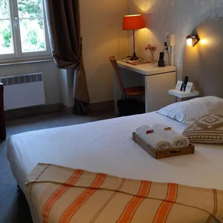 Logis Restaurant Bistronomique La Vieille Auberge, Hotel Souillac