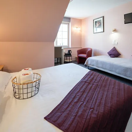 Logis Restaurant La Vieille Auberge, Art And Gallery Hotel Souillac