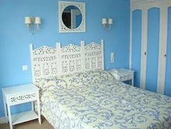Logis Restaurant La Vieille Auberge, Art And Gallery فندق سويلاك