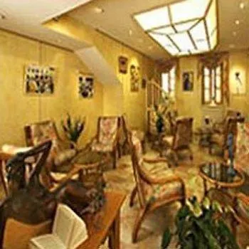 Logis Restaurant La Vieille Auberge, Art And Gallery فندق