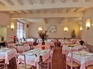 Logis Restaurant Bistronomique La Vieille Auberge, Hotell 3*