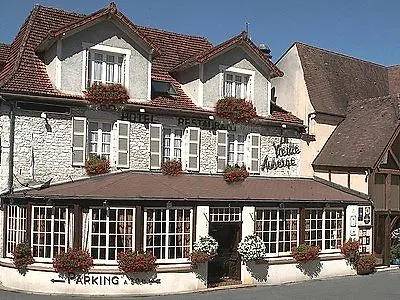 Logis Restaurant La Vieille Auberge, Art And Gallery Souillac