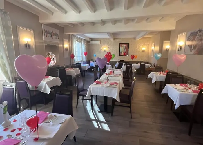 Logis Hotel Restaurant Bistronomique La Vieille Auberge, Hotel Souillac