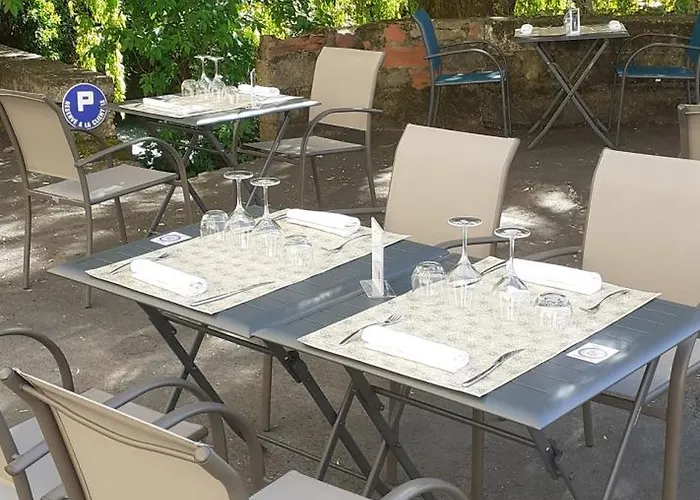 Logis Restaurant La Vieille Auberge, Art And Gallery Hotel Souillac