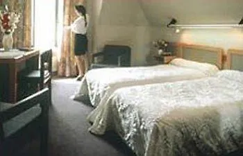 Hotel Logis Restaurant La Vieille Auberge, Art And Gallery 3*